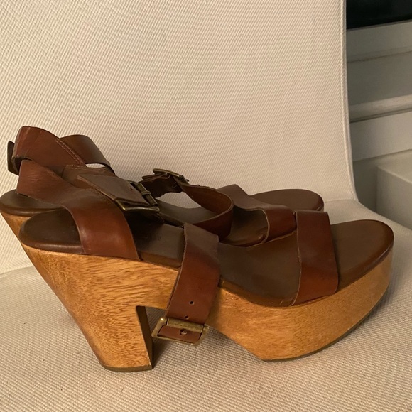 Brown Mules - Picture 2 of 2